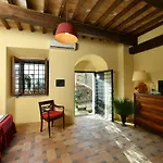 Castello Costaguti Hotel 3*