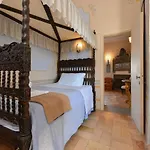 Castello Costaguti Hotel 3*