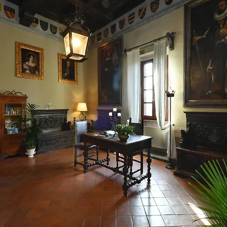 Castello Costaguti Otel