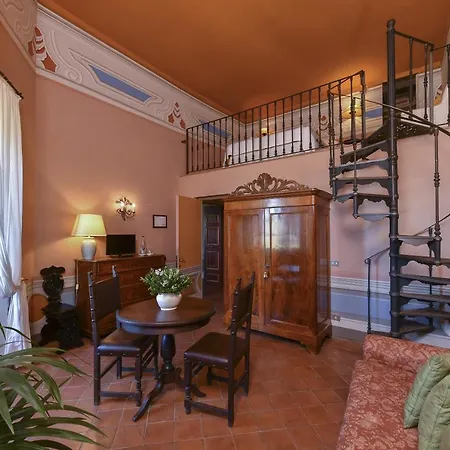 Castello Costaguti Отель