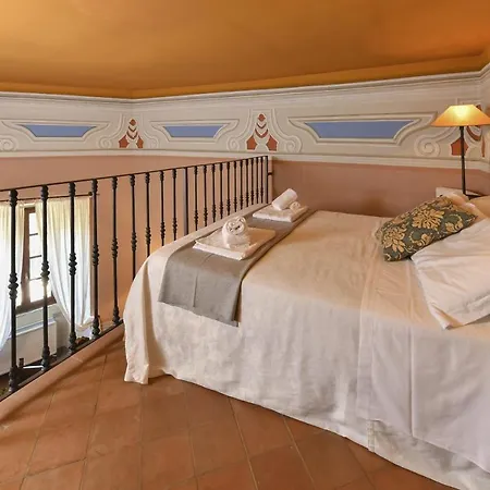 Castello Costaguti فندق
