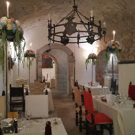 Castello Costaguti 3*