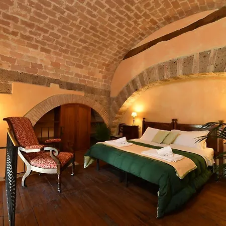 Отель Castello Costaguti 3*