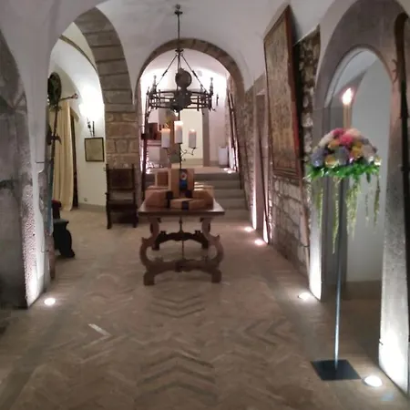 Castello Costaguti Hotell 3*