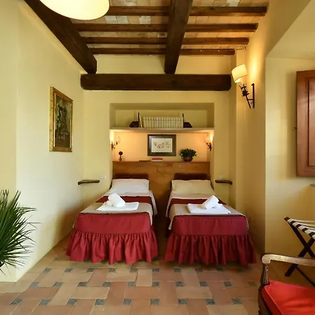 Отель Castello Costaguti Roccalvecce