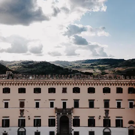 Castello Costaguti Hotel Roccalvecce