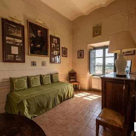 Castello Costaguti Отель