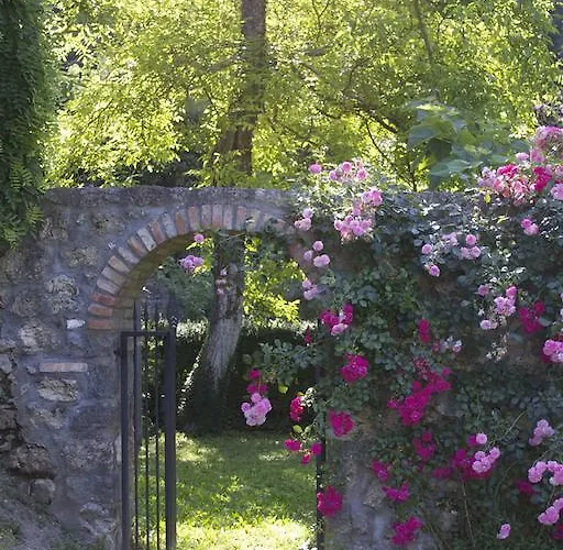 Castello Costaguti Hotel Roccalvecce